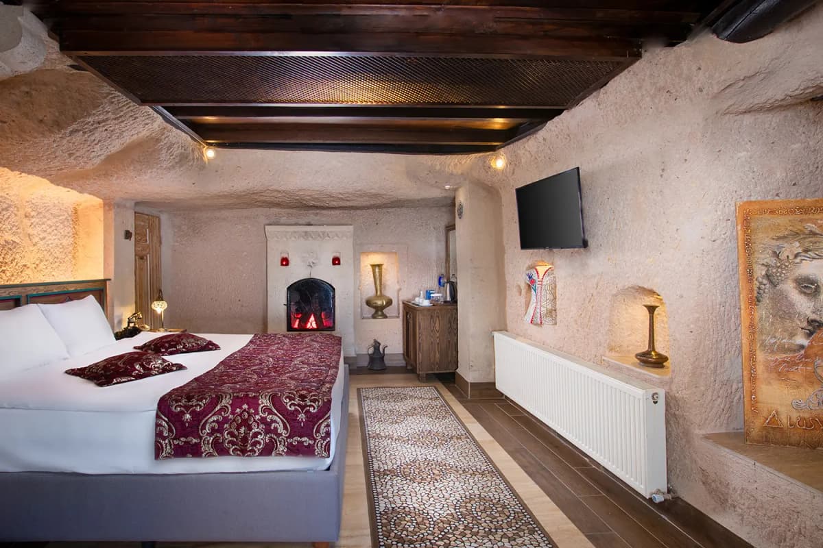 Selfie Cave Hotels Rooms